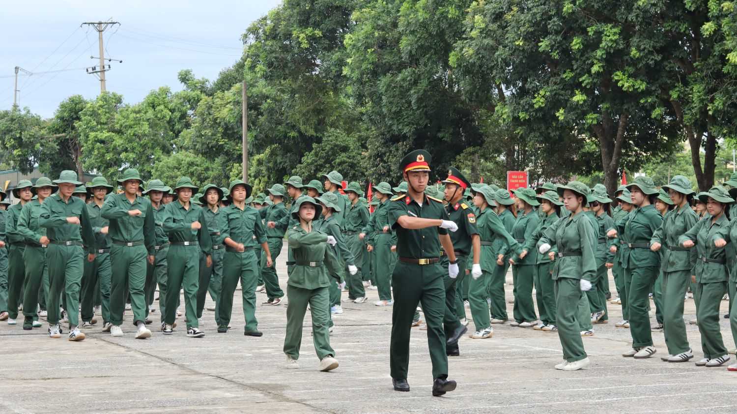 Lễ bế giảng khóa học Giáo dục Quốc phòng và An ninh cho sinh viên K127/2025 – Trường Đại học Văn hóa, Thể thao và Du lịch Thanh Hóa